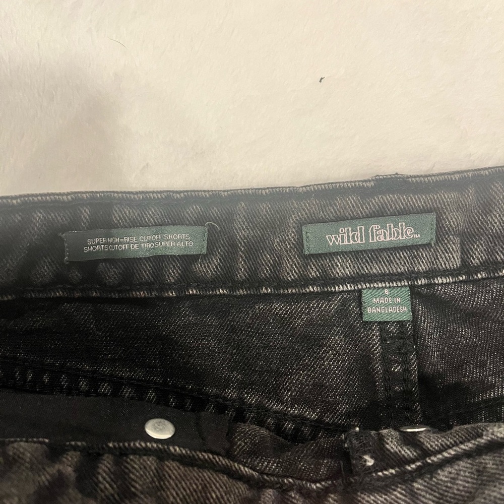 Wild Fable Size 6 Black Super High Rise Cut Off Shorts - Picture 4 of 7